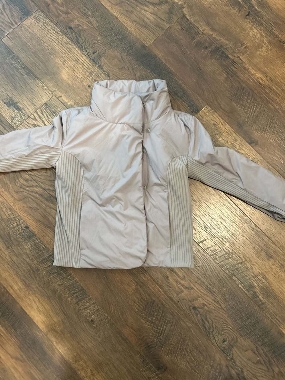 Lululemon Insulated Ribbed Jacket XXXS Taupe Grey Primaloft